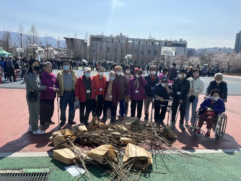 2023. 03. 30 원주시 희망나무 나누어주기 행사 