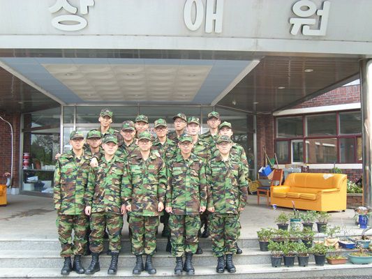 제8전투비행단 봉사