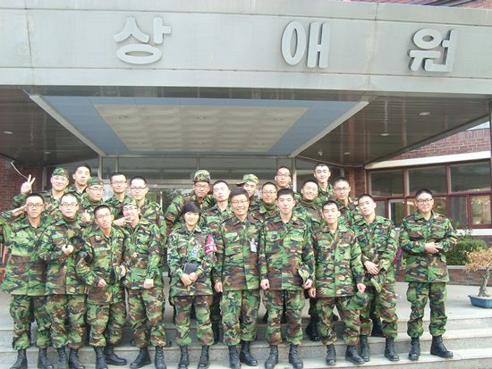 제8전투비행단 봉사