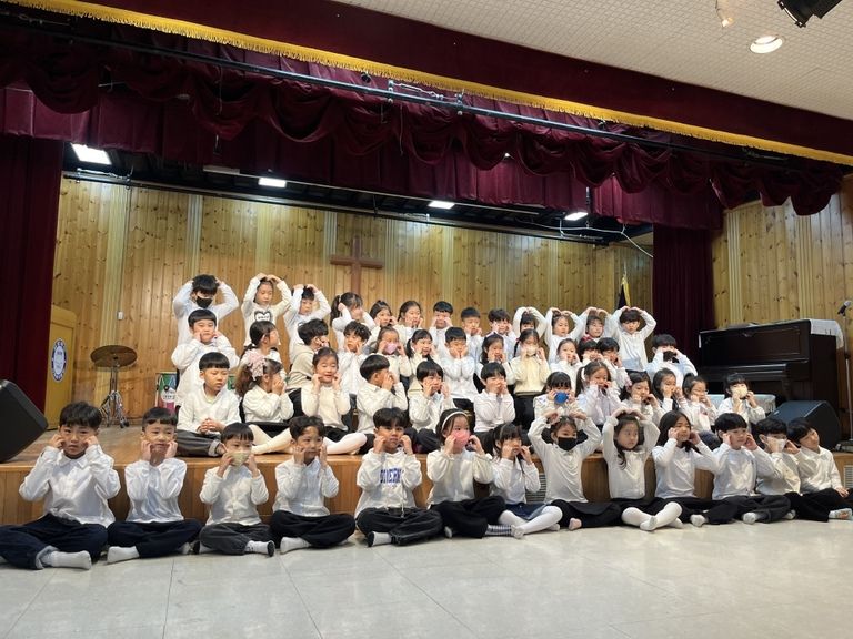 2024.12.16 큰나무 유치원 위문공연