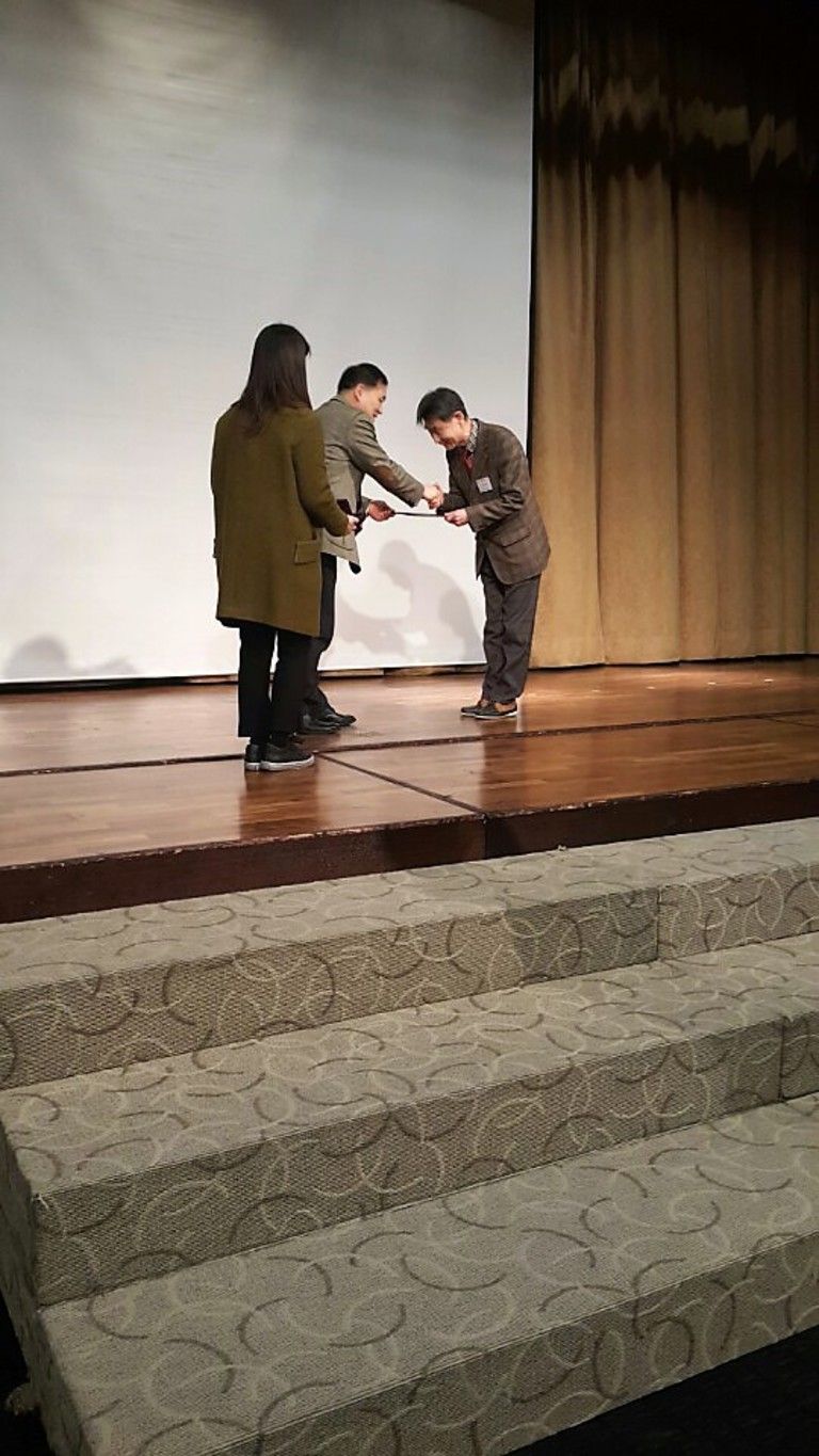 2018.02.21. 권영필 국장(명화경로상), 김영숙 요양보호사(사회복지협의회장상) 수상